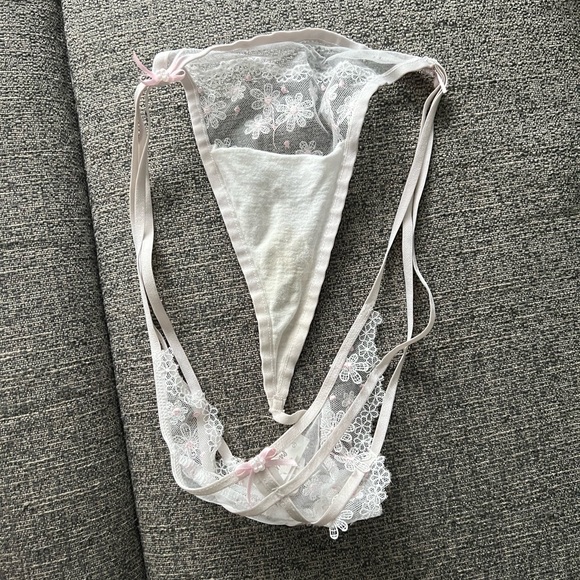 Two Piece For Love and Lemons Evie Longline Bra and Garter - Picture 13 of 13